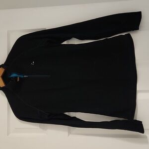 Black thin workout pullover